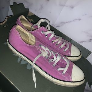 Womens size us 11 ankle cut converse